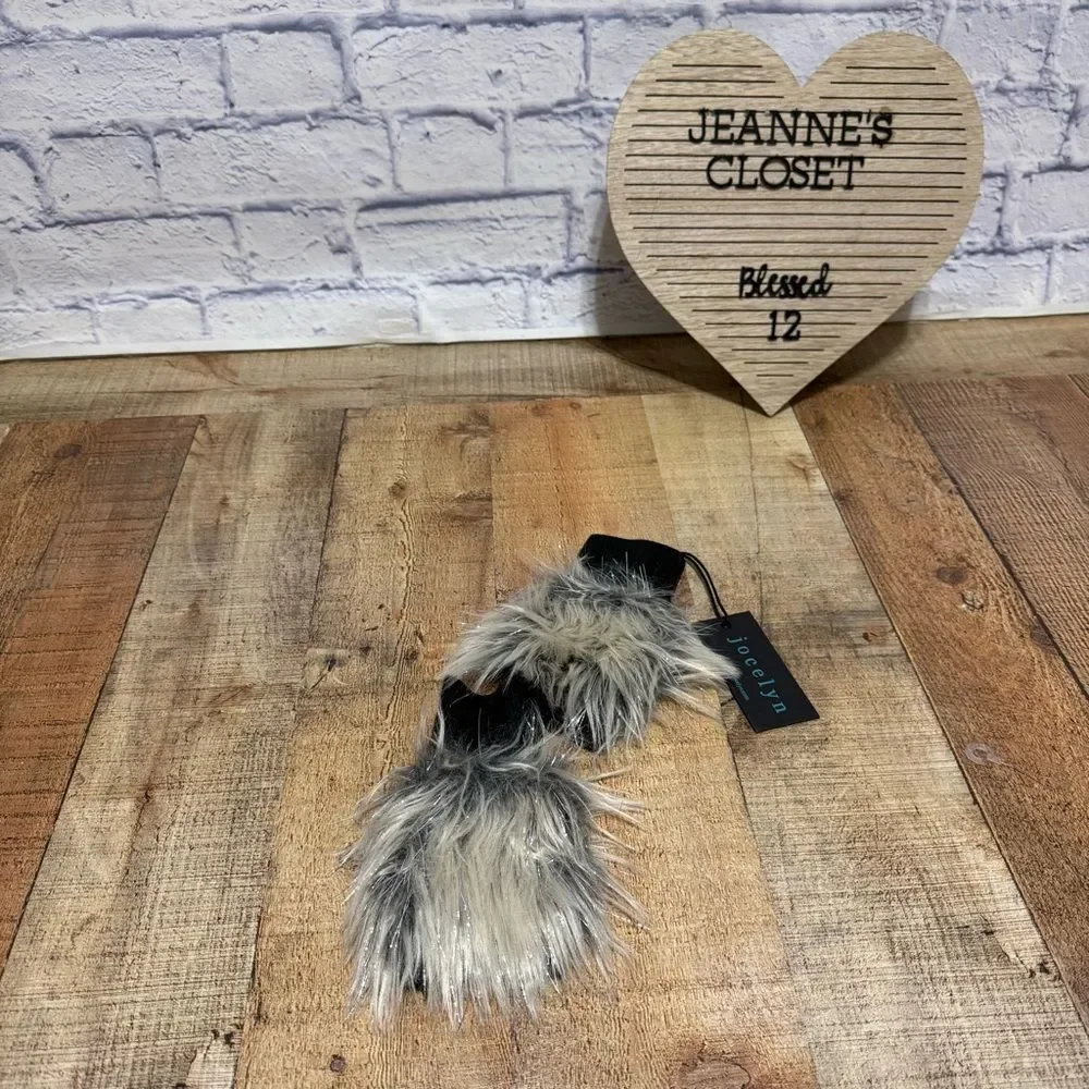 NWT Jocelyn Open Finger Faux Fur Black cream Gloves